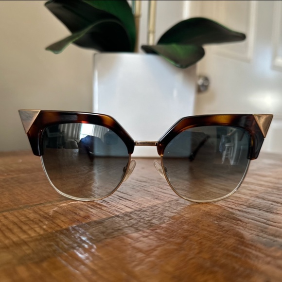 FENDI Cat Eye Tortoiseshell Sunglasses main image 5